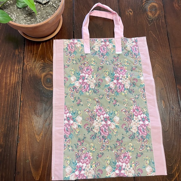 Handmade in Maine Reusable Tote Bag - Picture 2 of 4